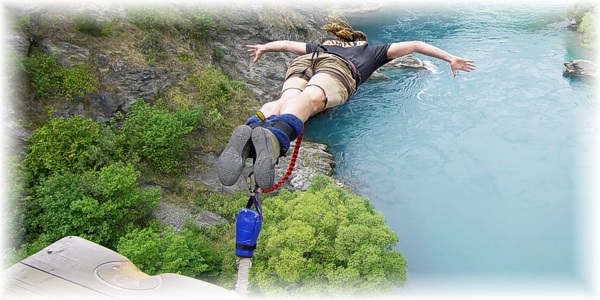 Bungee-Jumping fliegen fallen